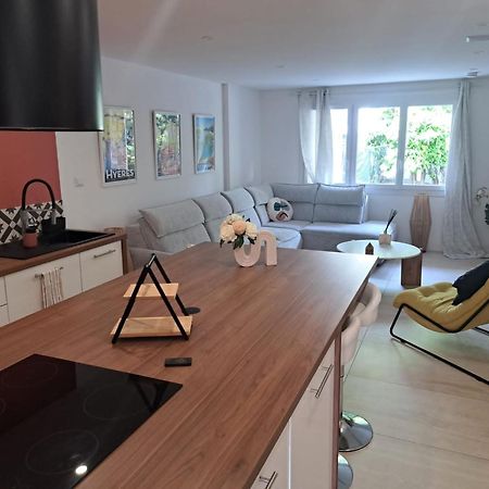 Magnifique Appartement 2 Chambres Avec 50 M2 De Jardin Privatif Ла Кро Екстериор снимка
