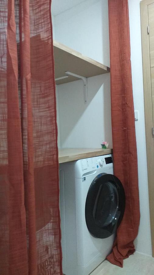 Magnifique Appartement 2 Chambres Avec 50 M2 De Jardin Privatif Ла Кро Екстериор снимка